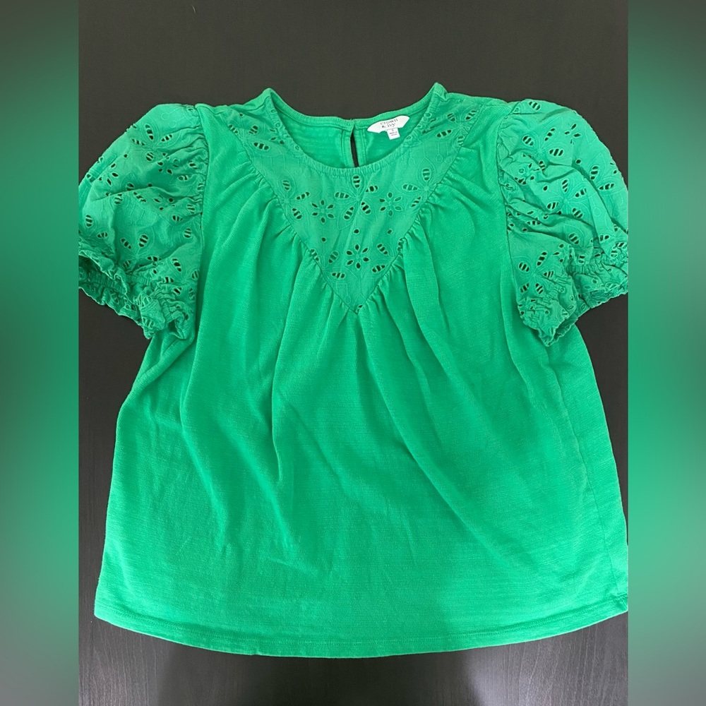 Crown & Ivy Kelly Green Blouse